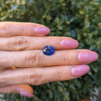 4.14 Ct. Blue Sapphire from Ceylon (Sri Lanka) Life Style