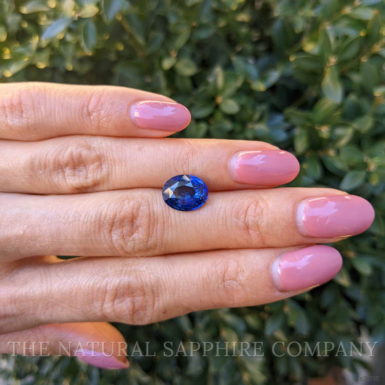 4.14 Ct. Blue Sapphire from Ceylon (Sri Lanka)