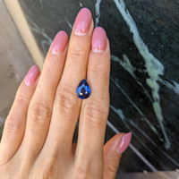 3.98 Ct. Blue Sapphire from Ceylon (Sri Lanka) Life Style