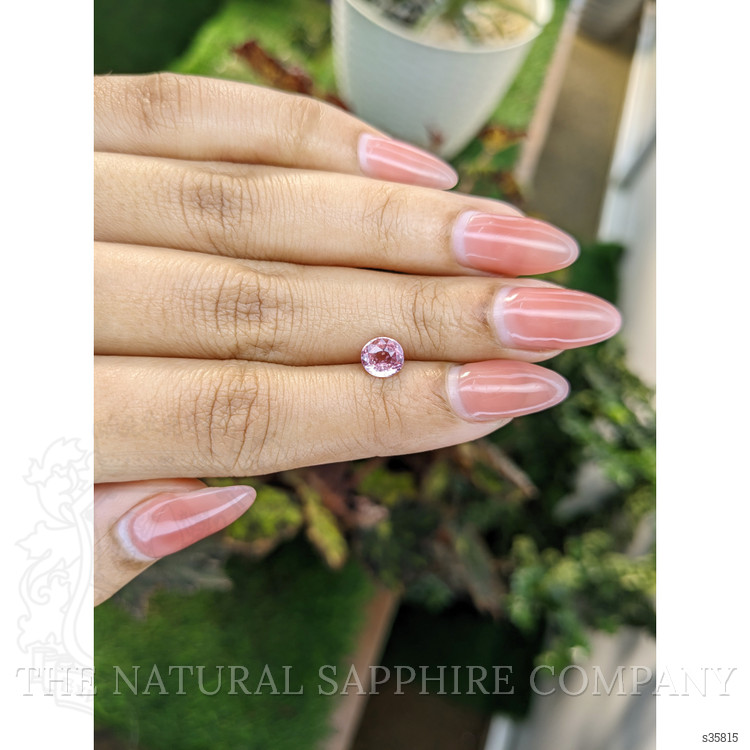 1.04 Ct. Padparadscha Sapphire from Ceylon (Sri Lanka)