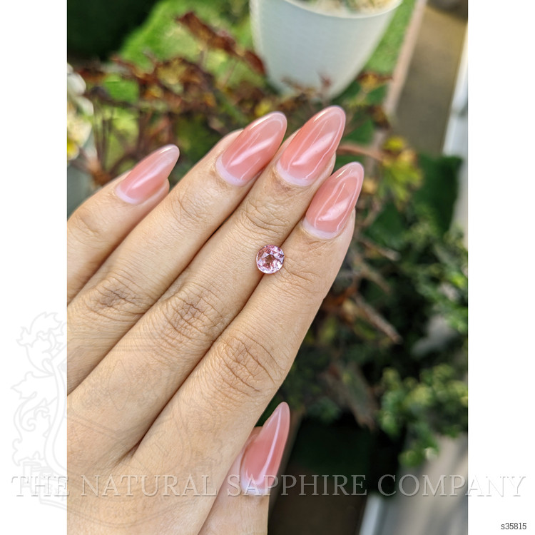 1.04 Ct. Padparadscha Sapphire from Ceylon (Sri Lanka)