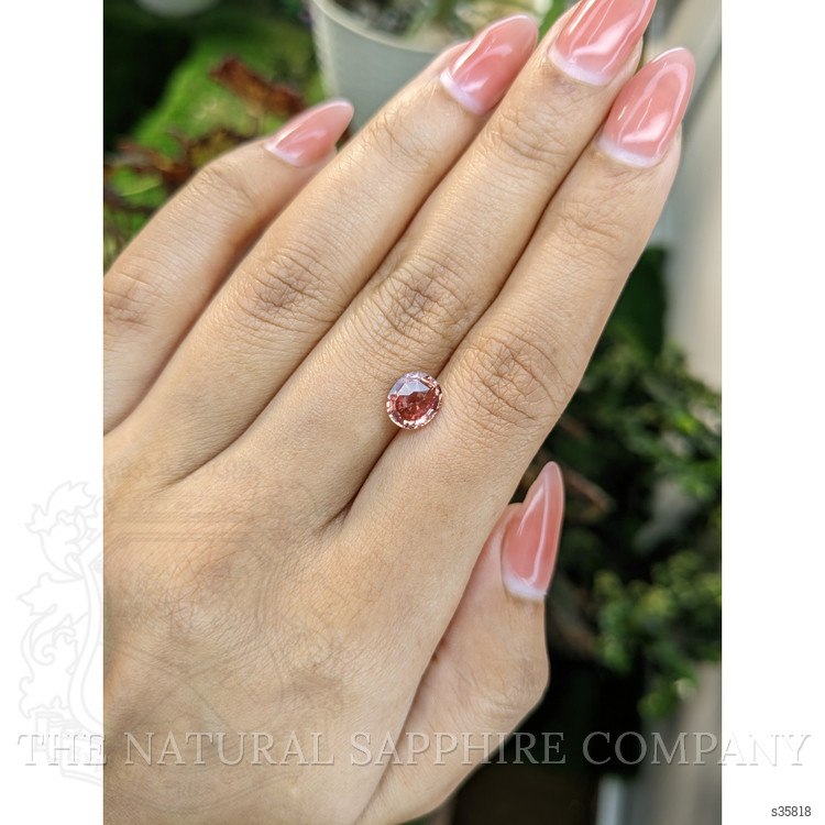1.60 Ct. Padparadscha Sapphire from Ceylon (Sri Lanka)