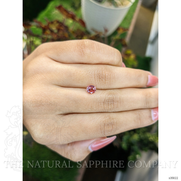 1.06 Ct. Padparadscha Sapphire from Ceylon (Sri Lanka)