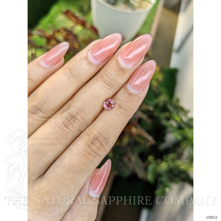 1.06 Ct. Padparadscha Sapphire from Ceylon (Sri Lanka)