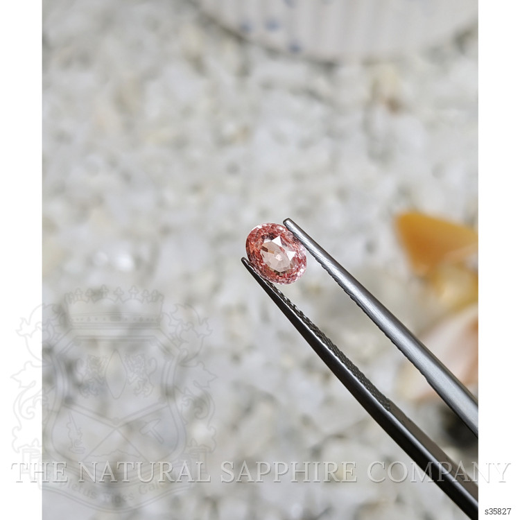1.02 Ct. Padparadscha Sapphire from Ceylon (Sri Lanka)