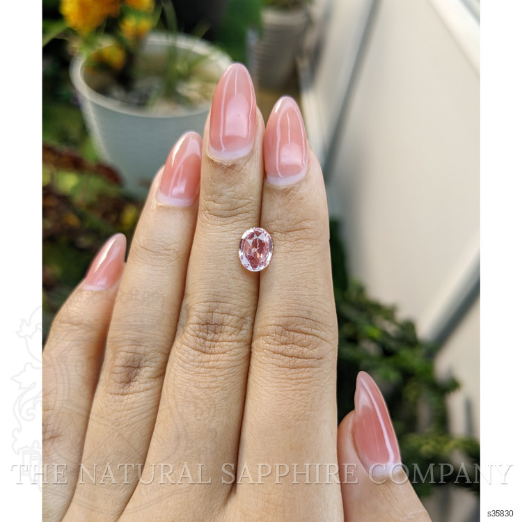 1.80 Ct. Padparadscha Sapphire from Ceylon (Sri Lanka)