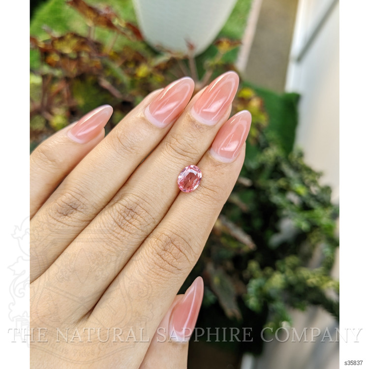 1.51 Ct. Padparadscha Sapphire from Ceylon (Sri Lanka)