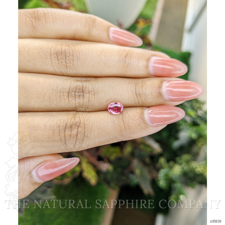 1.01 Ct. Reddish Pink Sapphire from Ceylon (Sri Lanka)