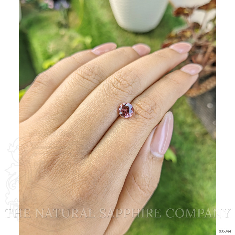 1.67 Ct. Padparadscha Sapphire from Ceylon (Sri Lanka)