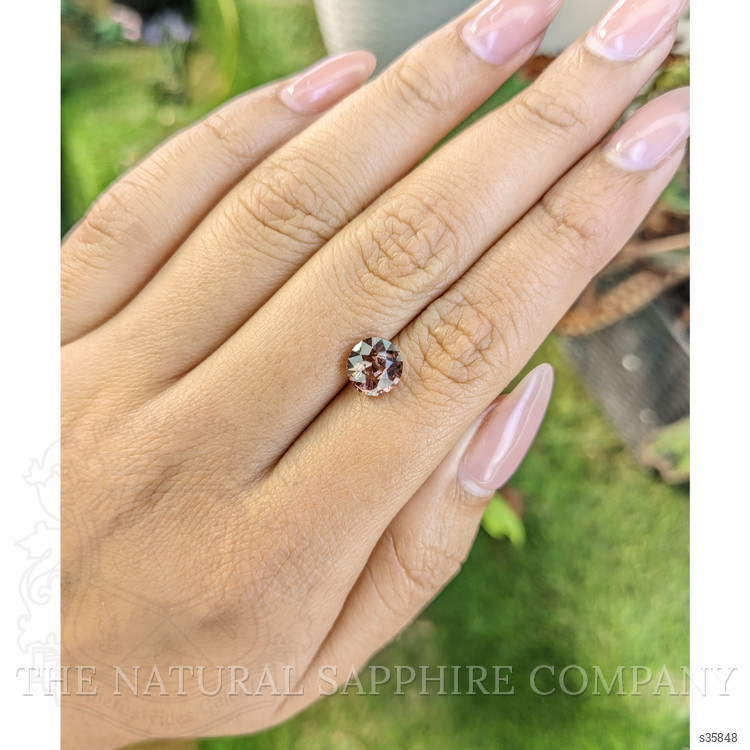 2.29 Ct. Pinkish Brown Sapphire from Ceylon (Sri Lanka)