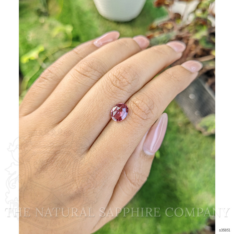 1.85 Ct. Padparadscha Sapphire from Ceylon (Sri Lanka)