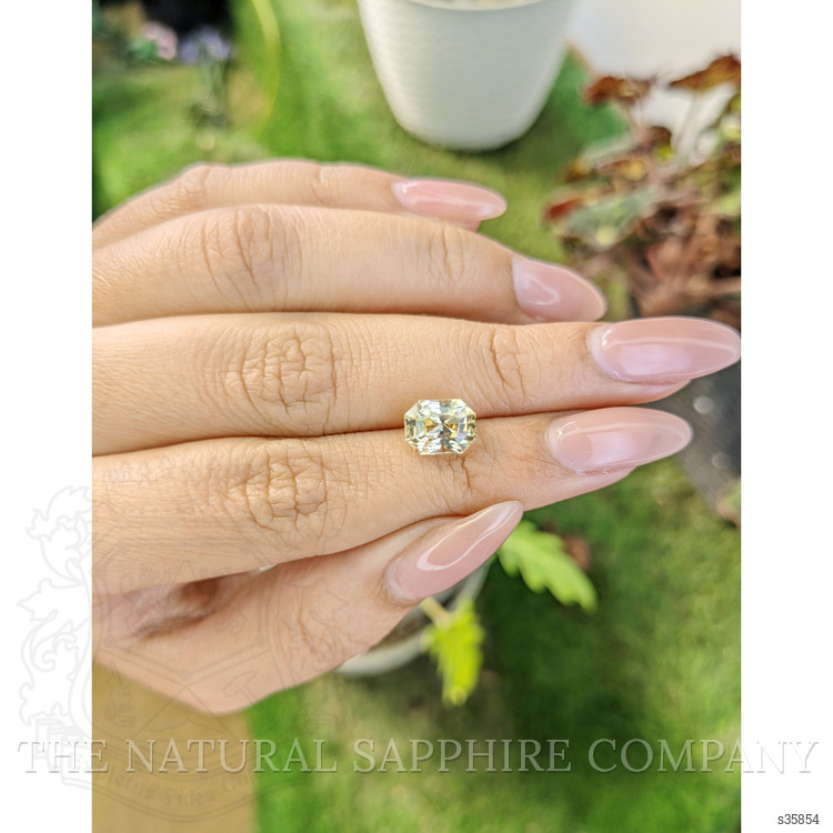 3.55 Ct. Yellow Sapphire from Ceylon (Sri Lanka)