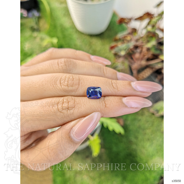 3.05 Ct. Blue Sapphire from Ceylon (Sri Lanka)