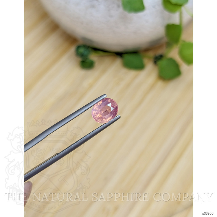 1.58 Ct. Padparadscha Sapphire from Ceylon (Sri Lanka)