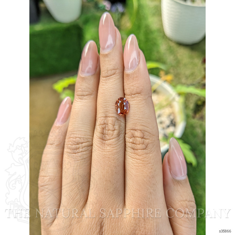 1.57 Ct. Reddish Orange Sapphire from Ceylon (Sri Lanka)