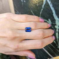 3.60 Ct. Blue Sapphire from Ceylon (Sri Lanka) Life Style