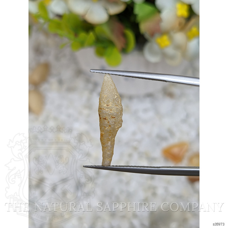 5.59 Ct. Yellow Rough Sapphire from Ceylon (Sri Lanka)