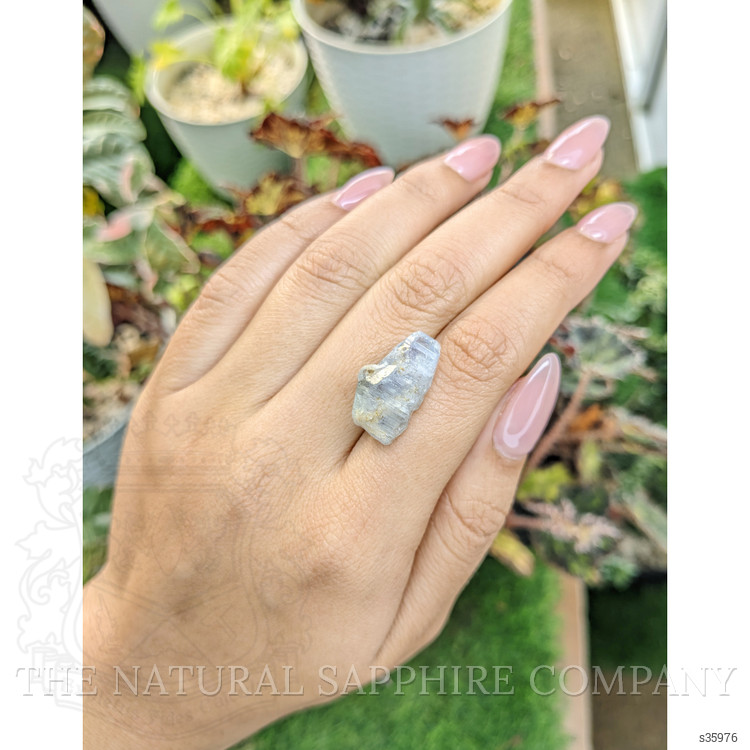 19.41 Ct. Blue Sapphire Crystal from Ceylon (Sri Lanka)