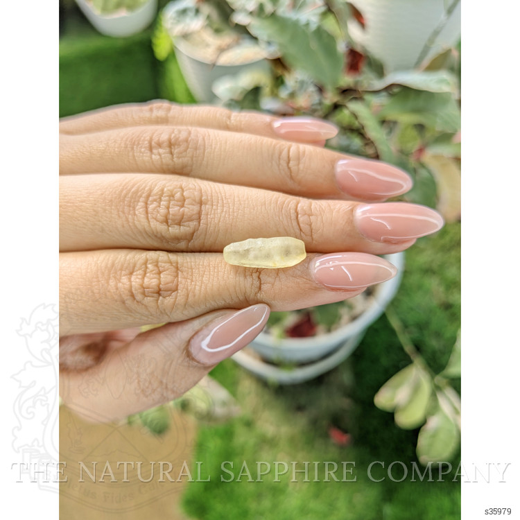 5.95 Ct. Yellow Sapphire Crystal from Ceylon (Sri Lanka)