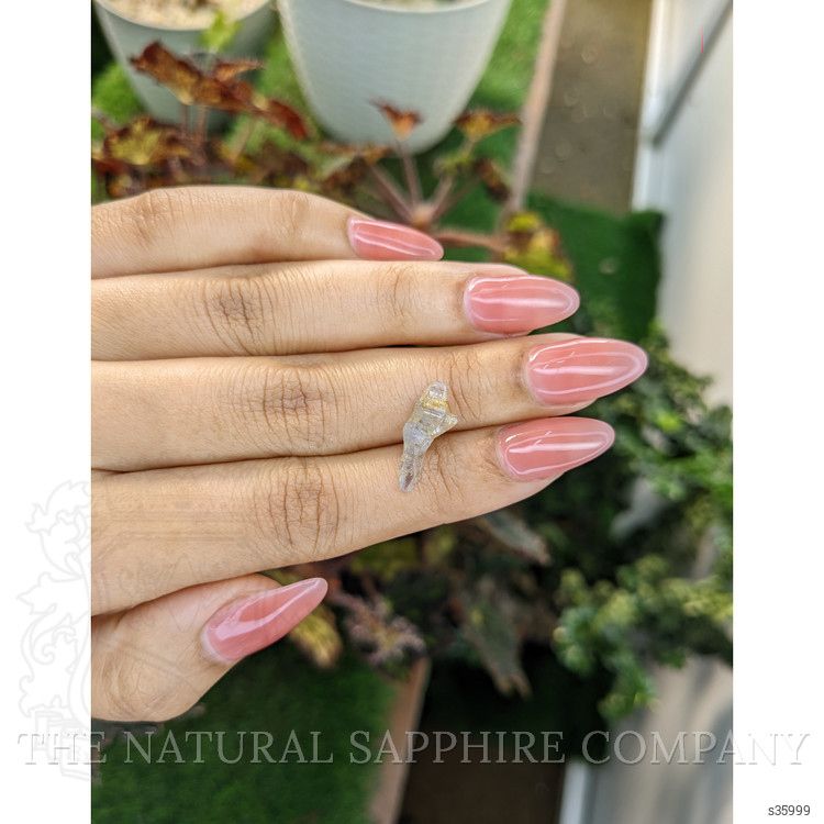 3.08 Ct. Blue Rough Sapphire Crystal from Ceylon (Sri Lanka)