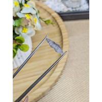 2.52 Ct. Blue Rough Sapphire Crystal from Ceylon (Sri Lanka) Life Style