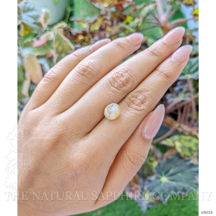 4.58 Ct. Bi Color Star Sapphire from Ceylon (Sri Lanka)