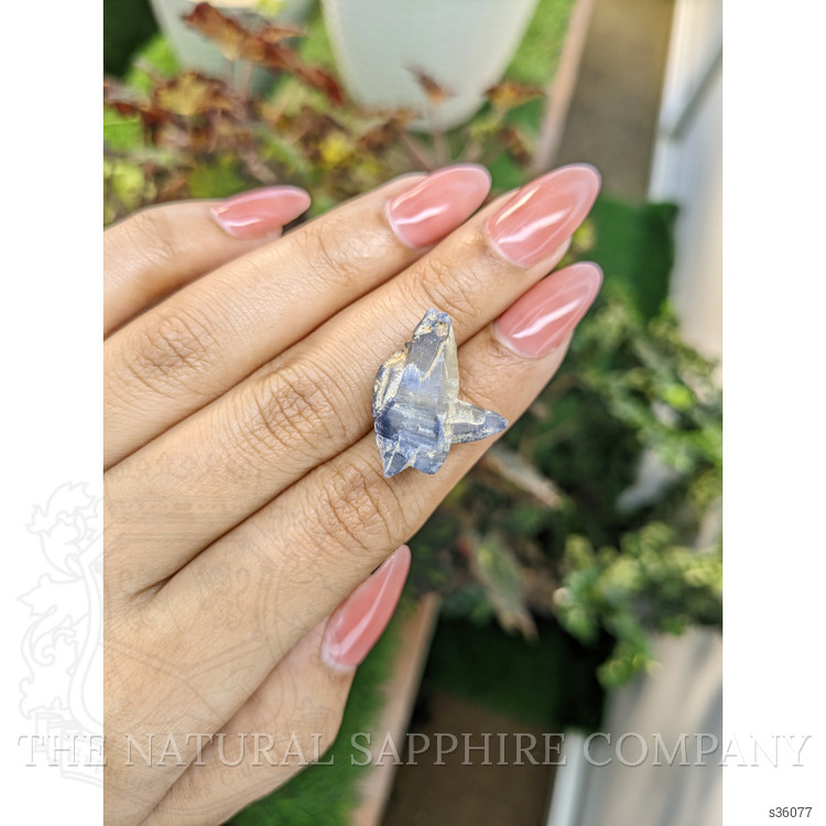 24.75 Ct. Blue Sapphire Crystal from Ceylon (Sri Lanka)