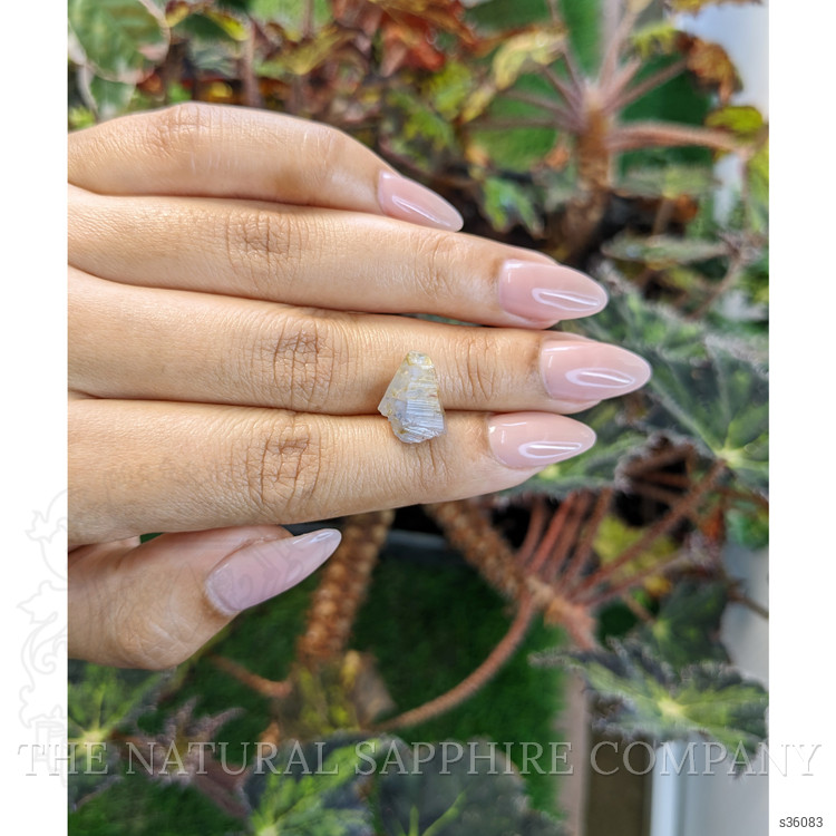 7.70 Ct. Blue Sapphire Crystal from Ceylon (Sri Lanka)