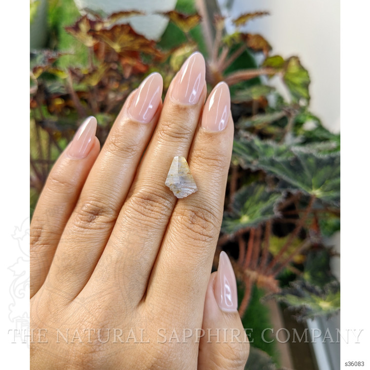 7.70 Ct. Blue Sapphire Crystal from Ceylon (Sri Lanka)