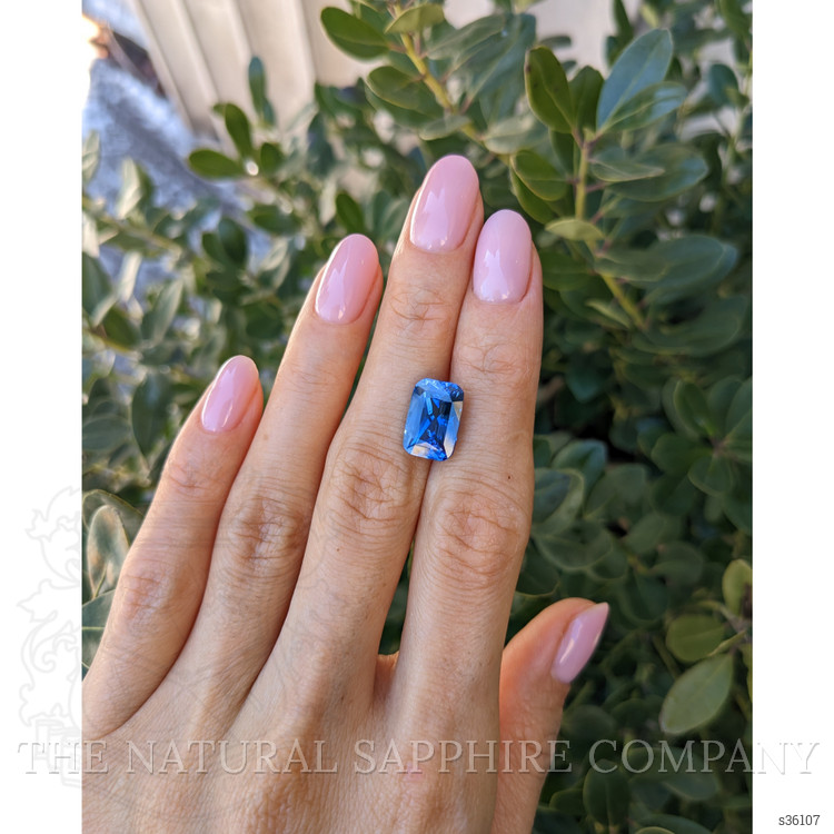 7.09 Ct. Blue Sapphire from Ceylon (Sri Lanka)