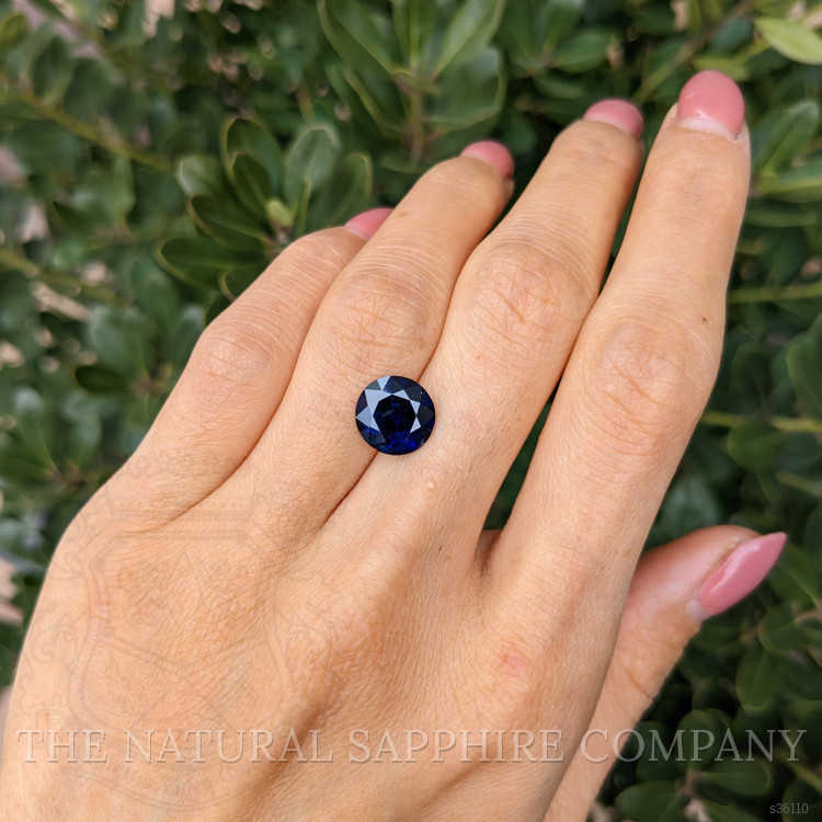 3.21 Ct. Blue Sapphire from Burma (Myanmar)