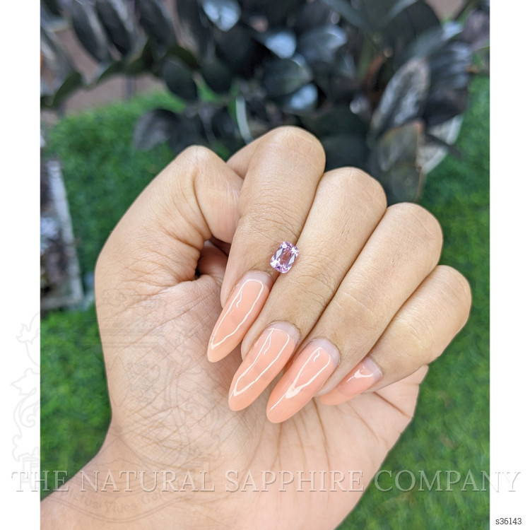 0.97 Ct. Pink Sapphire from Ceylon (Sri Lanka)