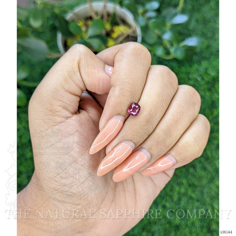 0.98 Ct. Purplish Pink Sapphire from Ceylon (Sri Lanka)