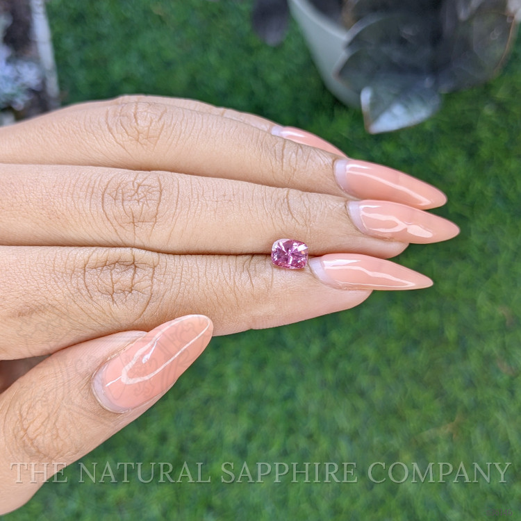 1.00 Ct. Pink Sapphire from Ceylon (Sri Lanka)