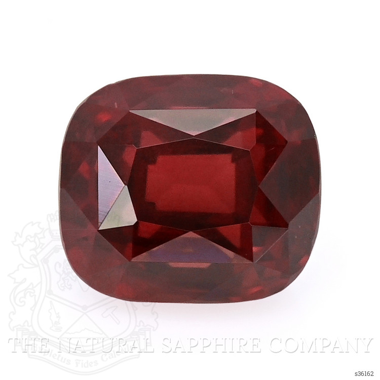 1.07 Ct. Reddish Pink Sapphire from Ceylon (Sri Lanka)