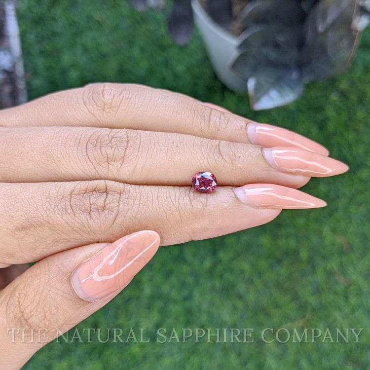 1.04 Ct. Purplish Pink Sapphire from Ceylon (Sri Lanka)