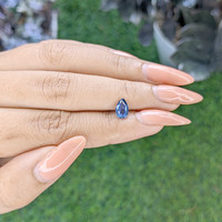 1.00 Ct. Blue Sapphire from Ceylon (Sri Lanka) Life Style