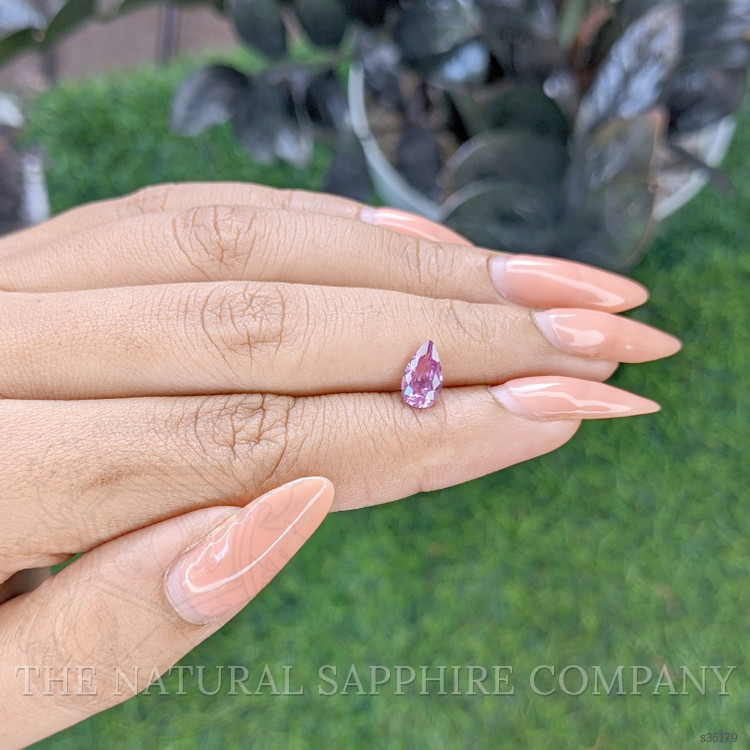 1.04 Ct. Pink Sapphire from Ceylon (Sri Lanka)