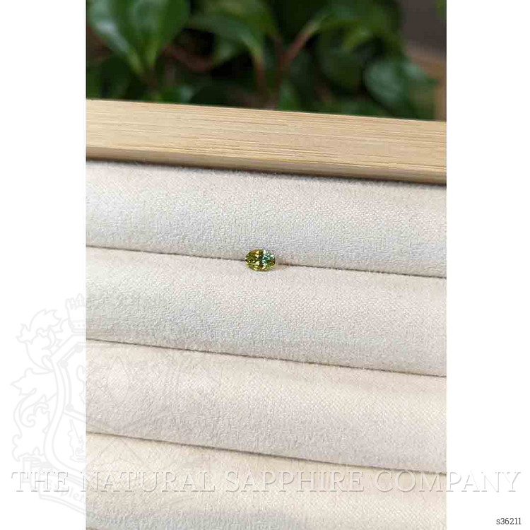 0.44 Ct. Bi Color Sapphire from Montana