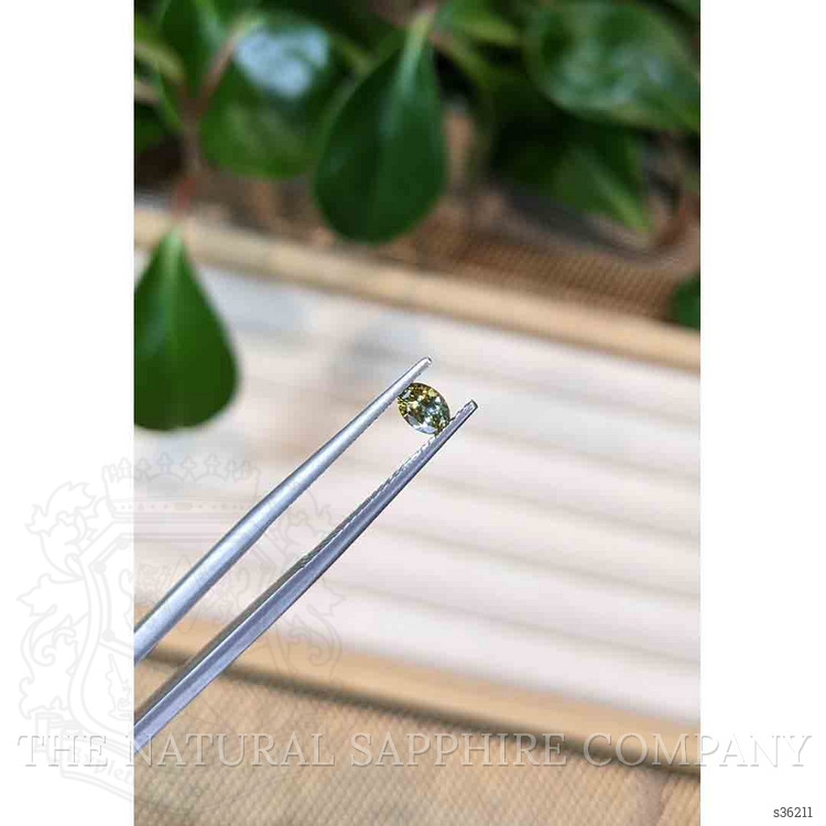 0.44 Ct. Bi Color Sapphire from Montana