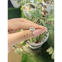 2.12 Ct. Yellow Sapphire from Ceylon (Sri Lanka) Life Style