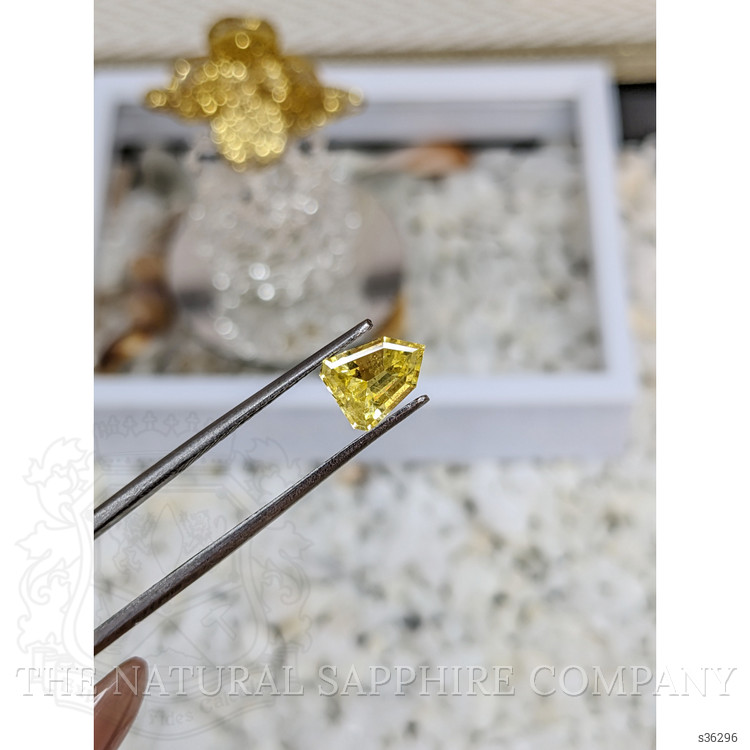 1.37 Ct. Yellow Sapphire from Ceylon (Sri Lanka)