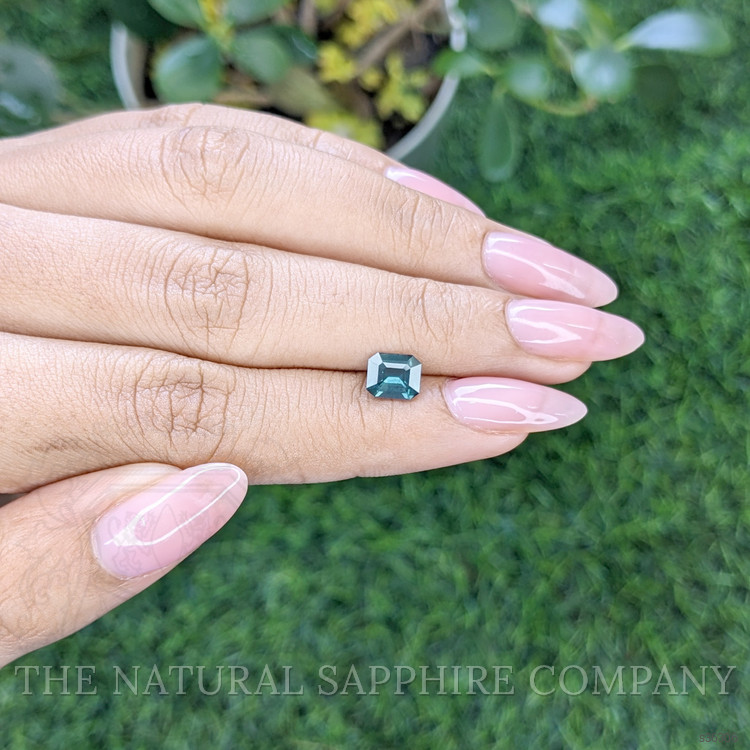 1.21 Ct. Greenish Blue Sapphire from Ceylon (Sri Lanka)