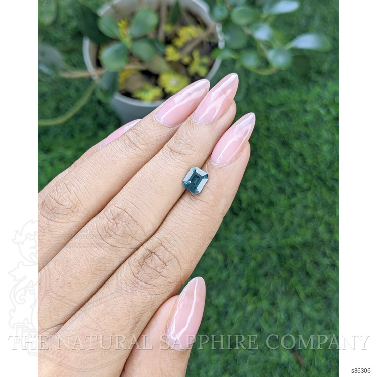 1.21 Ct. Greenish Blue Sapphire from Ceylon (Sri Lanka)