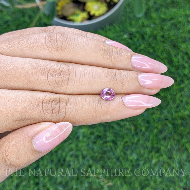 1.05 Ct. Purplish Pink Sapphire from Ceylon (Sri Lanka)