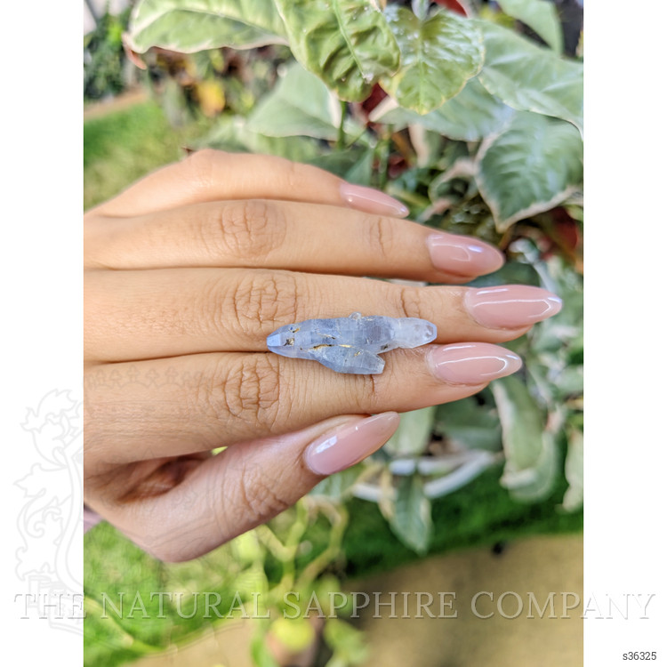 17.75 Ct. Blue Rough Sapphire Crystal from Ceylon (Sri Lanka)
