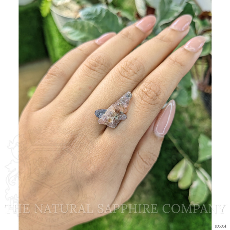 14.10 Ct. Bi Color Rough Sapphire Crystal from Ceylon (Sri Lanka)