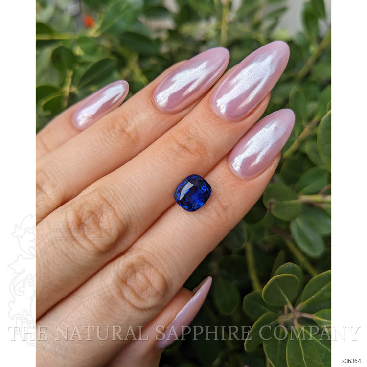 4.62 Ct. Blue Sapphire from Ceylon (Sri Lanka)