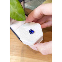 3.64 Ct. Blue Sapphire from Ceylon (Sri Lanka) Life Style