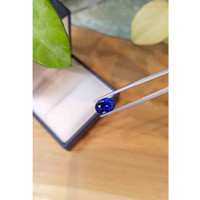 3.01 Ct. Blue Sapphire from Ceylon (Sri Lanka) Life Style